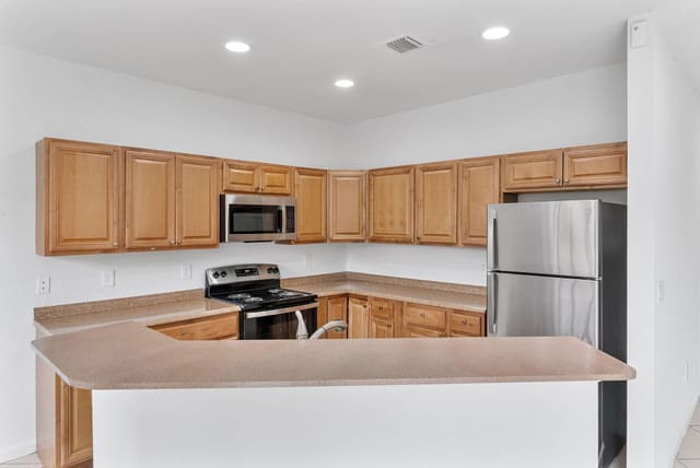 995 Abaco Lane, sold in Marsh Harbour, Riviera Beach, FL