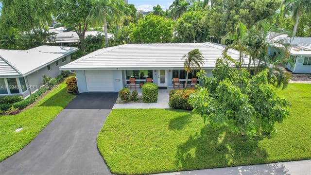 1431 S Ocean Boulevard 85, sold in Palm Club Co-Op, Lauderdale By The Sea, FL