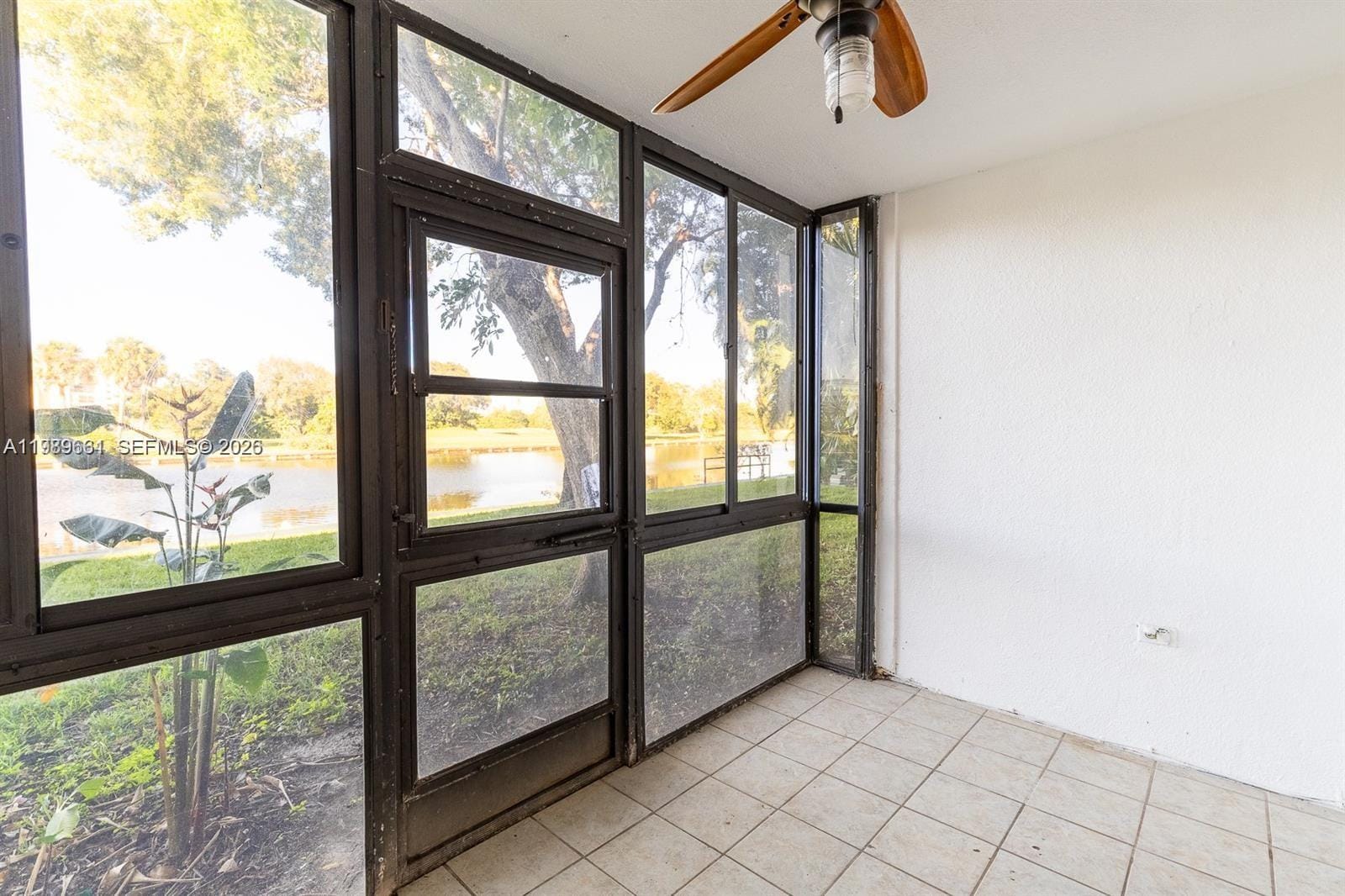 3740 Inverrary Drive 1T, Lauderhill, FL 33319 photo 5