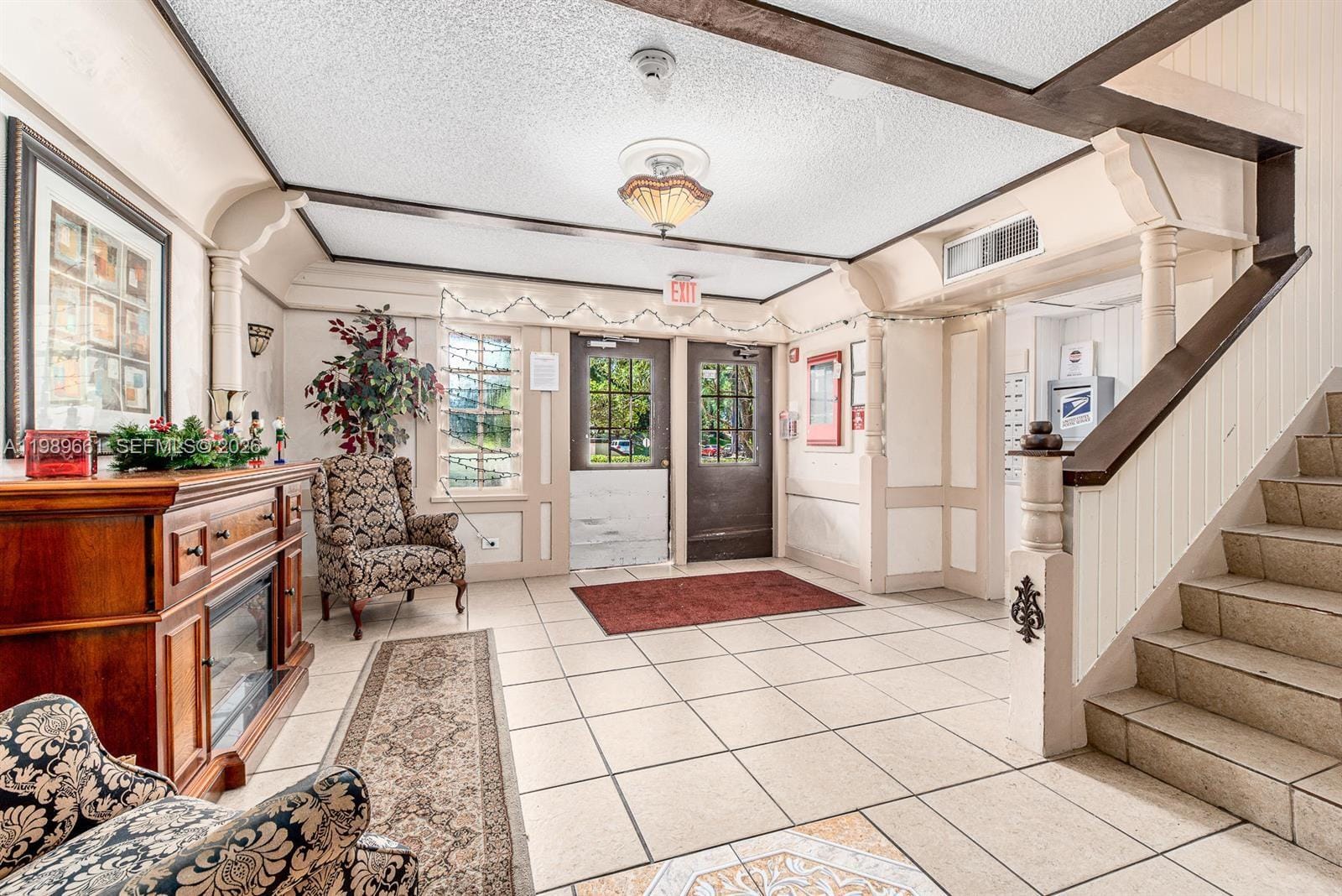 3740 Inverrary Drive 1T, Lauderhill, FL 33319 photo 7