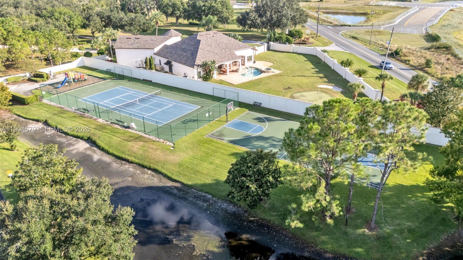 237 Mclean Point, Winter Haven, FL 33884 photo 13