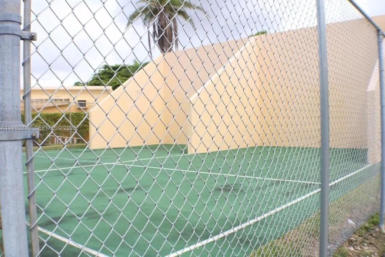 9351 Fontainebleau Boulevard B409, Miami, FL 33172 photo 16
