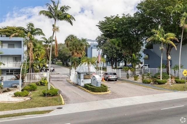9351 Fontainebleau Boulevard B409, Miami, FL 33172 photo 21