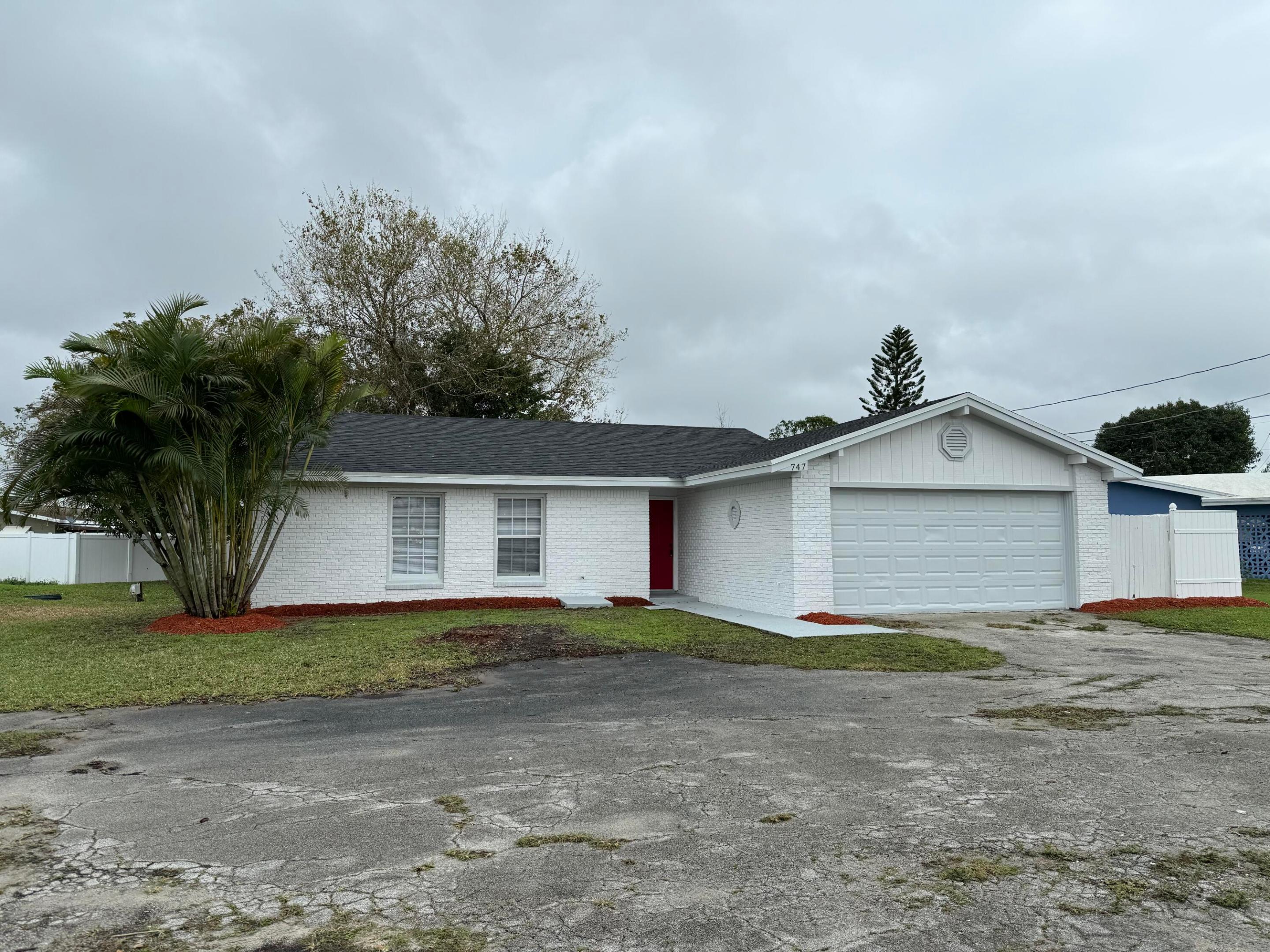 747 E Prima Vista Boulevard, Port St. Lucie, FL 34952, Port St Lucie