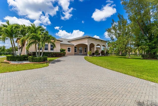 4800 SW 141st Avenue, sold in Country Club Ranches Sec, Miramar, FL
