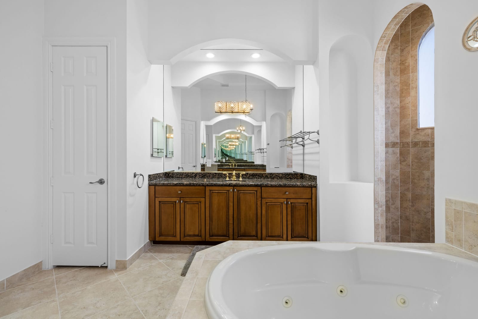 8605 Club Estates Way — photo 5