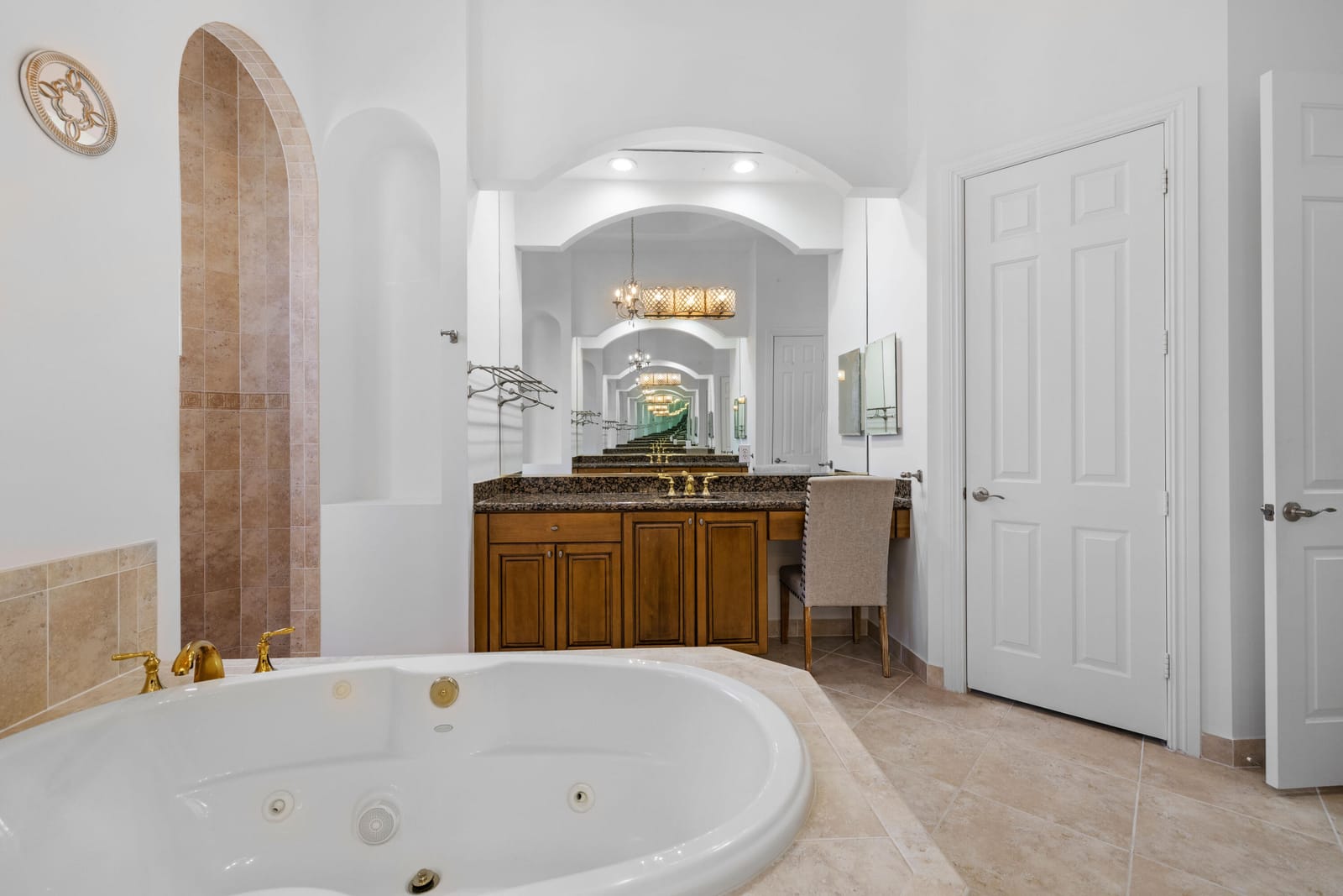 8605 Club Estates Way — photo 10