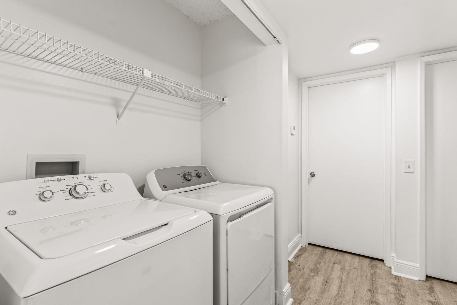 507 Meadows Circle — photo 12