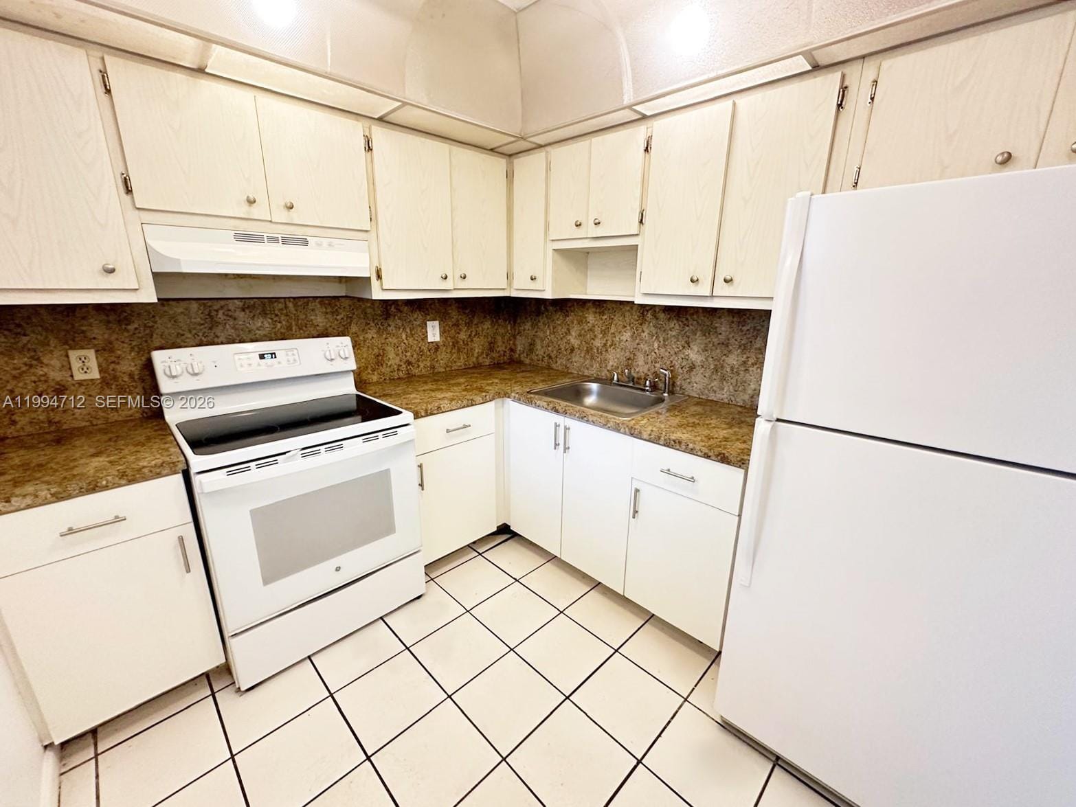 15600 NW 7th Avenue 606 — photo 3