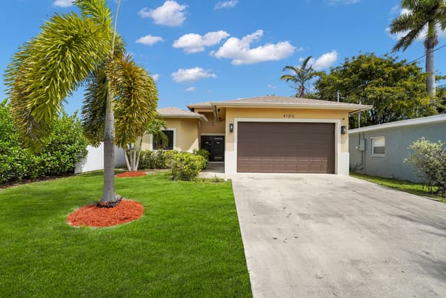 4105 SW 23rd Street, sold in Carver Ranches, West Park, FL