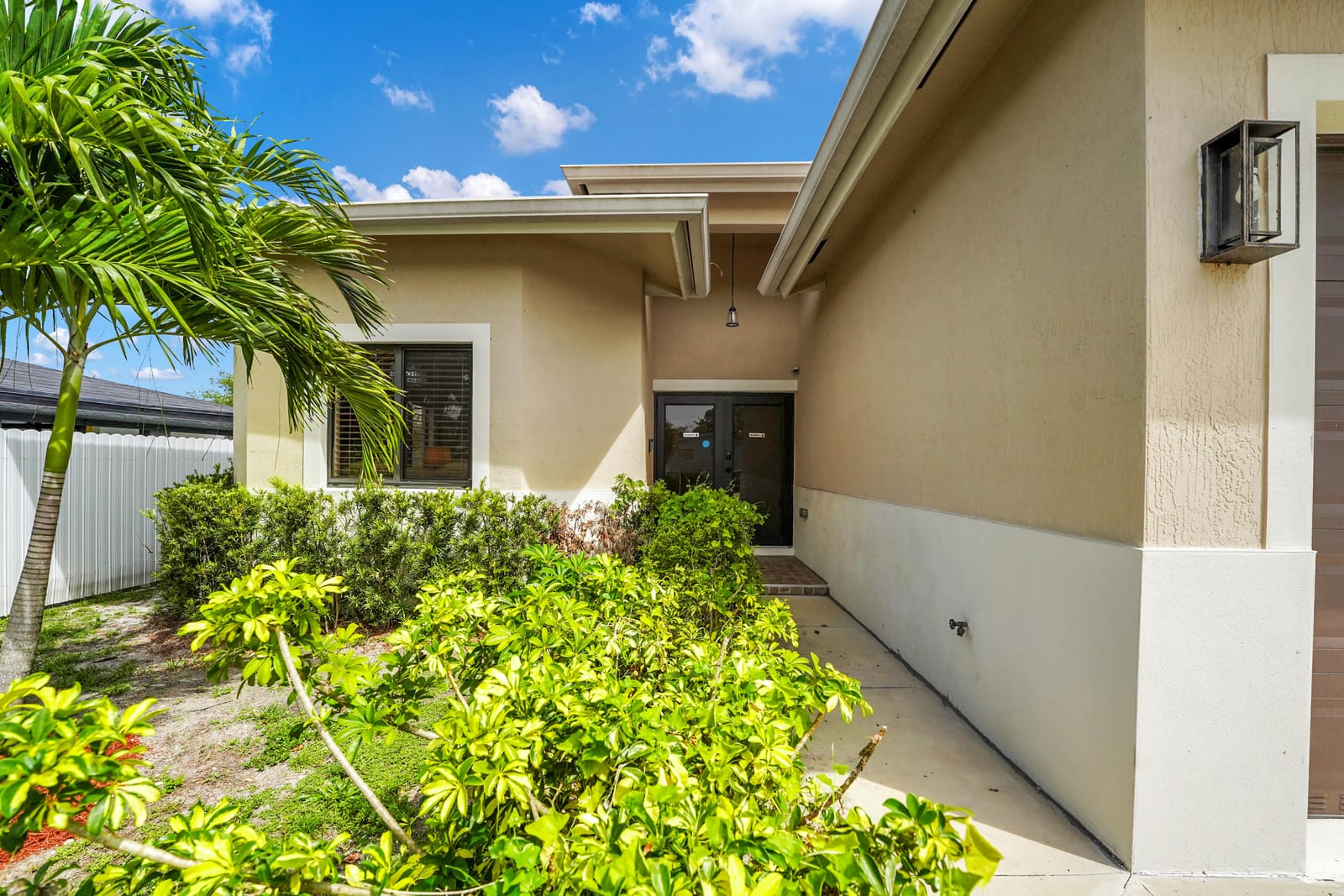 4105 SW 23rd Street, West Park, FL 33023 photo 6