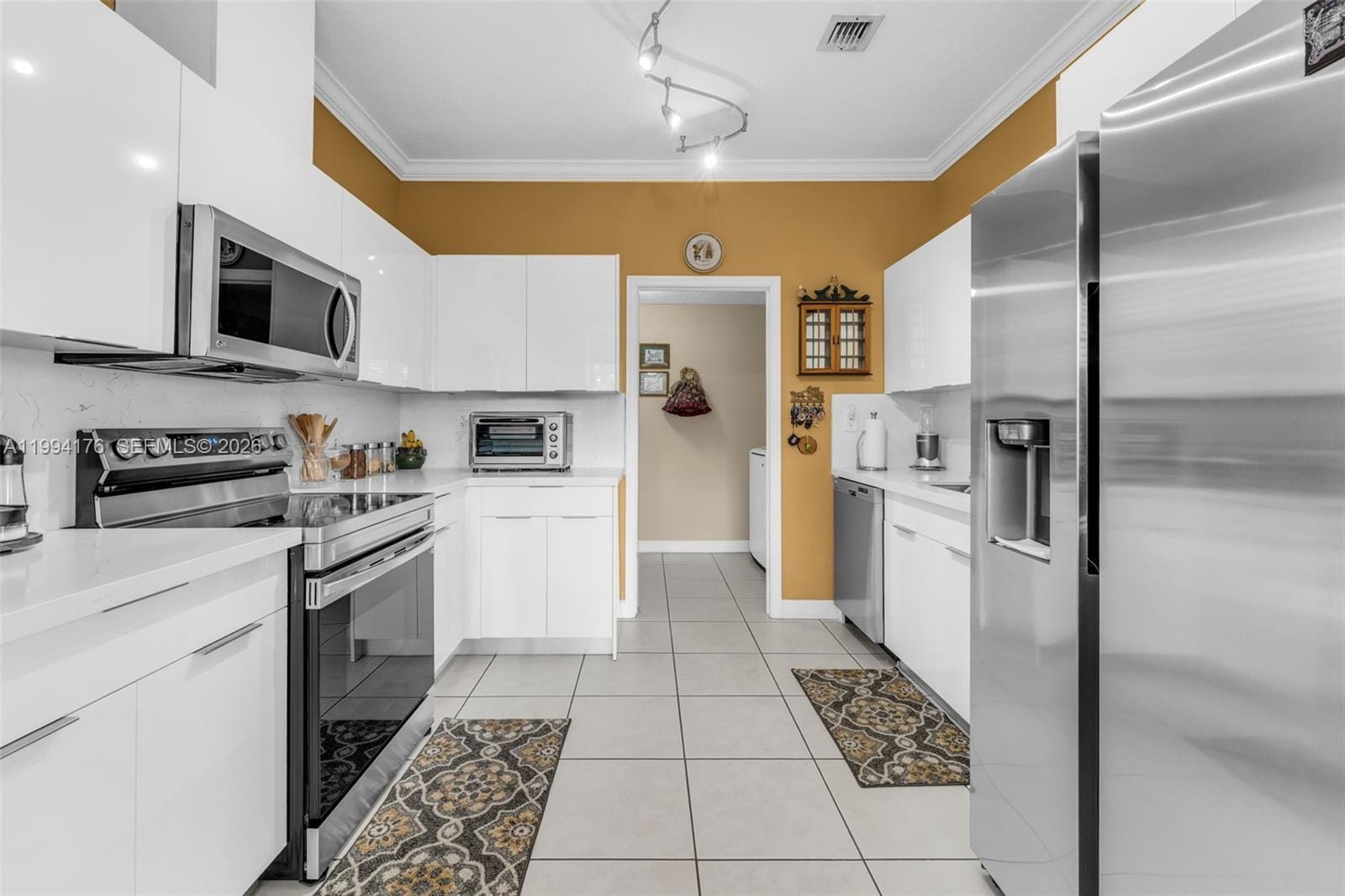6502 SW 157th Court, Miami, FL 33193 photo 8