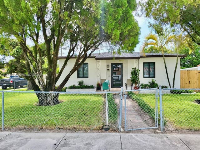 201 SW 62nd Avenue, Josena Sub, Miami, FL