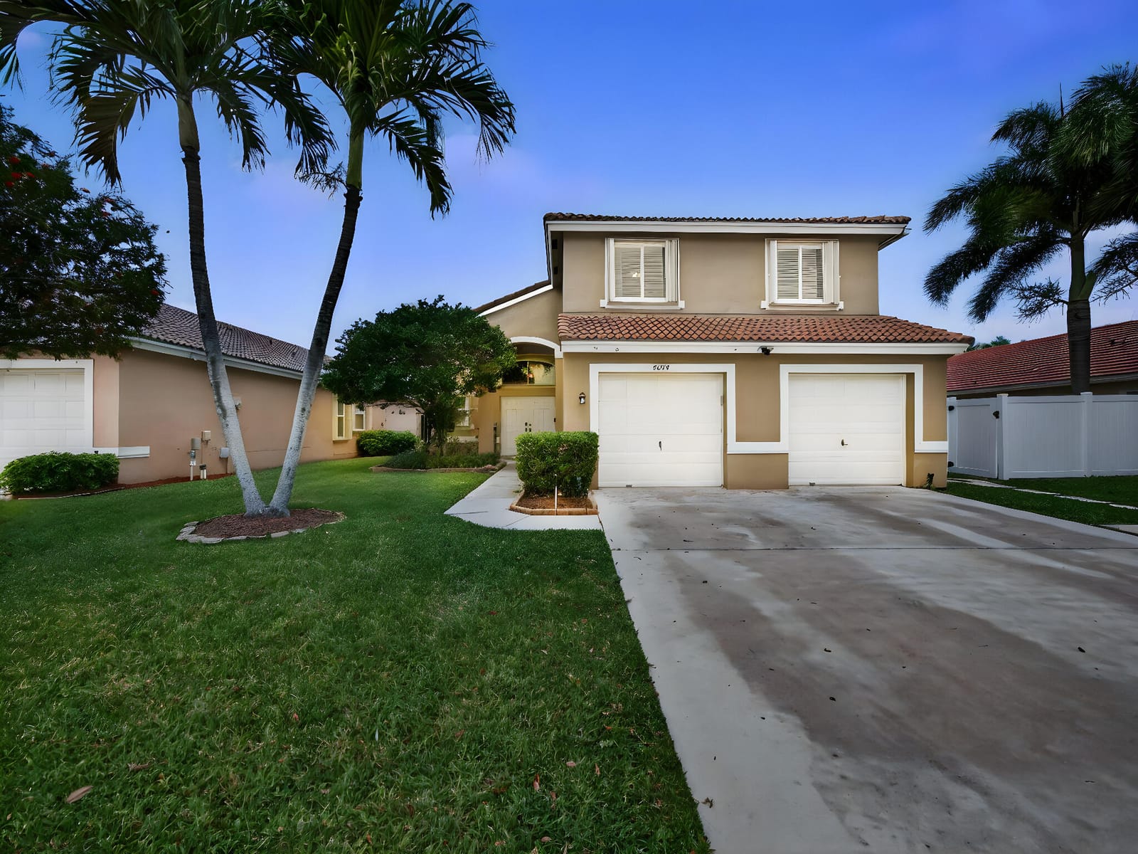 5053 Prairie Dunes Village Circle, Lake Worth, FL 33463