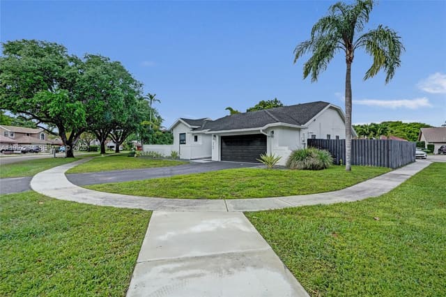 5790 SW 88th Avenue, sold in Country Address, Cooper City, FL