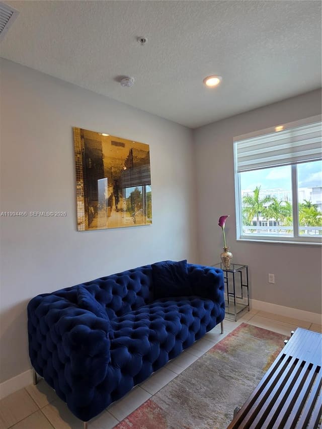 10222 NW 64th Way 302, Doral, FL 33178