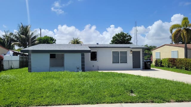 506 SW 15th Avenue, sold in Carver Park, Fort Lauderdale, FL