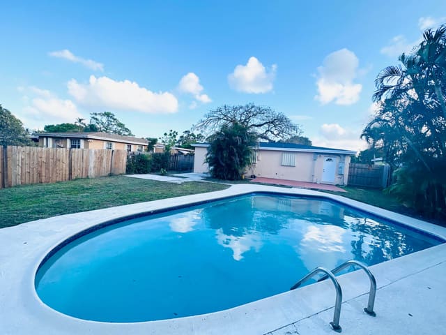 2849 SW 8th Street, sold in Melrose Park Estates, Fort Lauderdale, FL