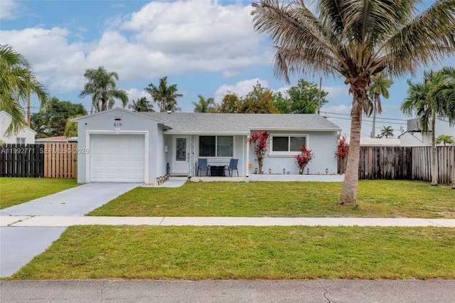 819 N 32nd Avenue, Hollywood, FL 33021