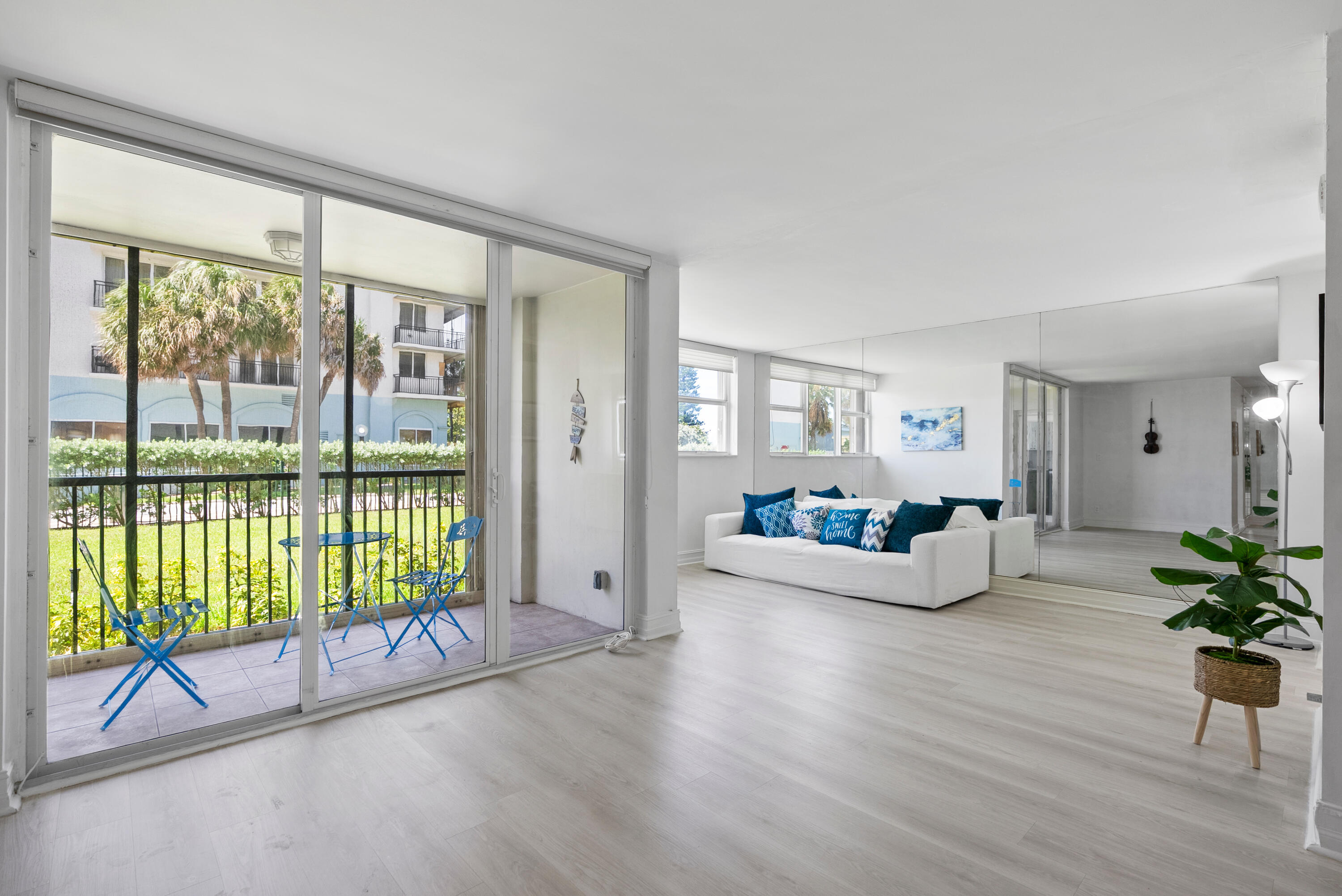 1239 Hillsboro Mile 105, Hillsboro Beach, FL 33062, Hillsboro Beach