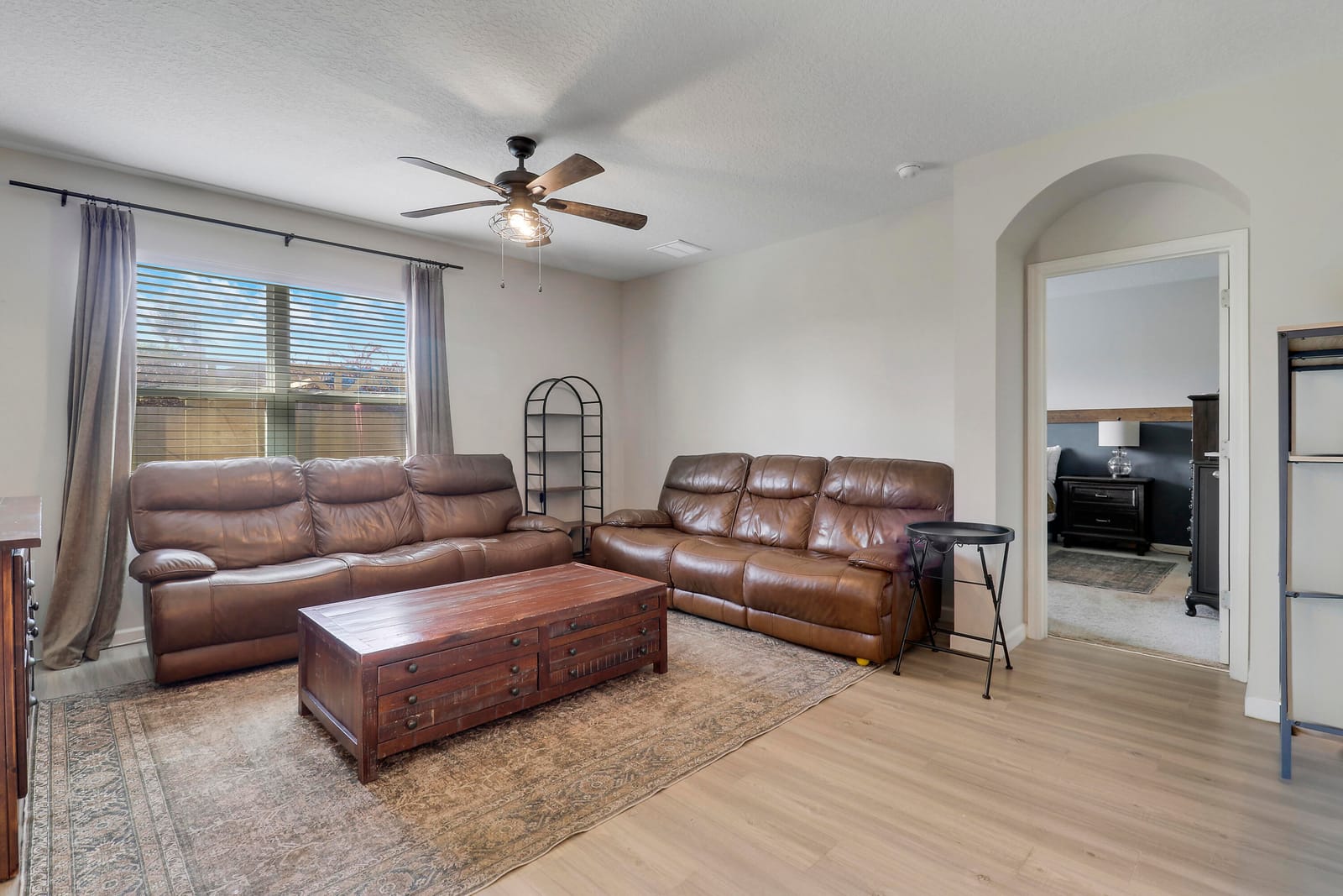 218 SW Kestor Drive — photo 6