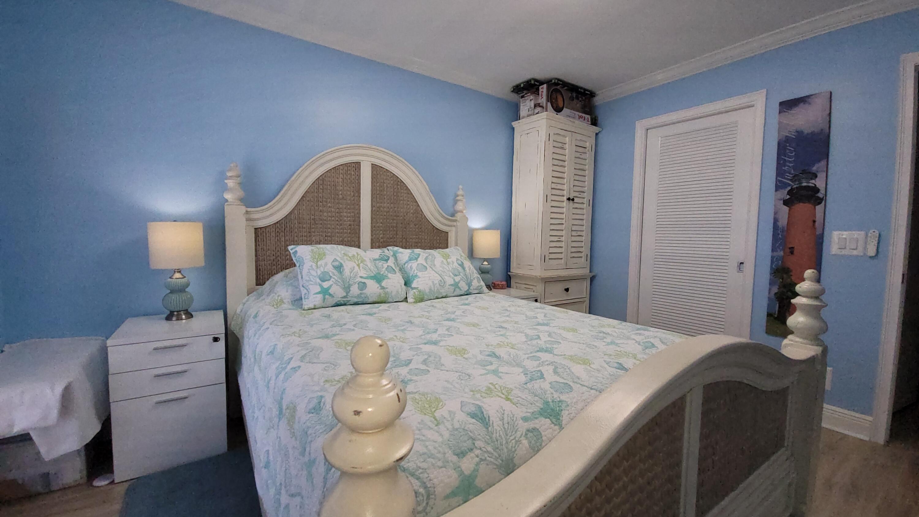 34 Somerset B, West Palm Beach, FL 33417 photo 30
