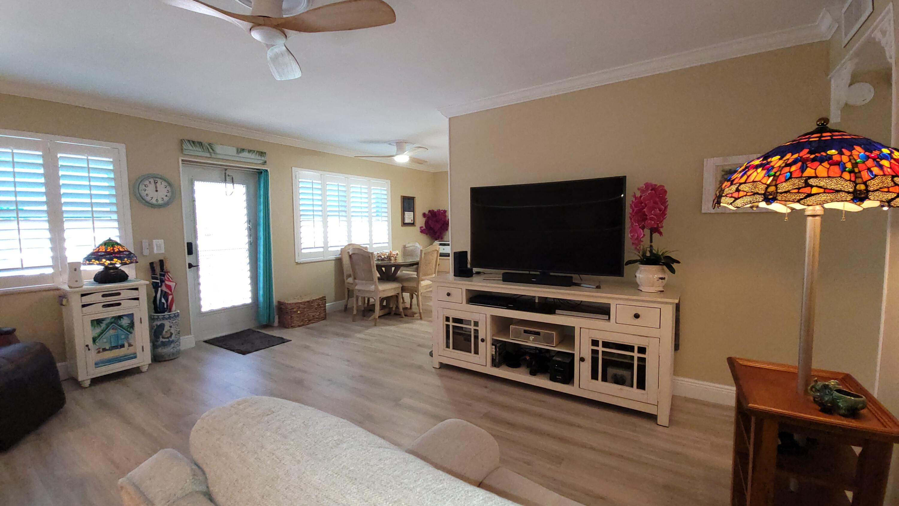 34 Somerset B — photo 10