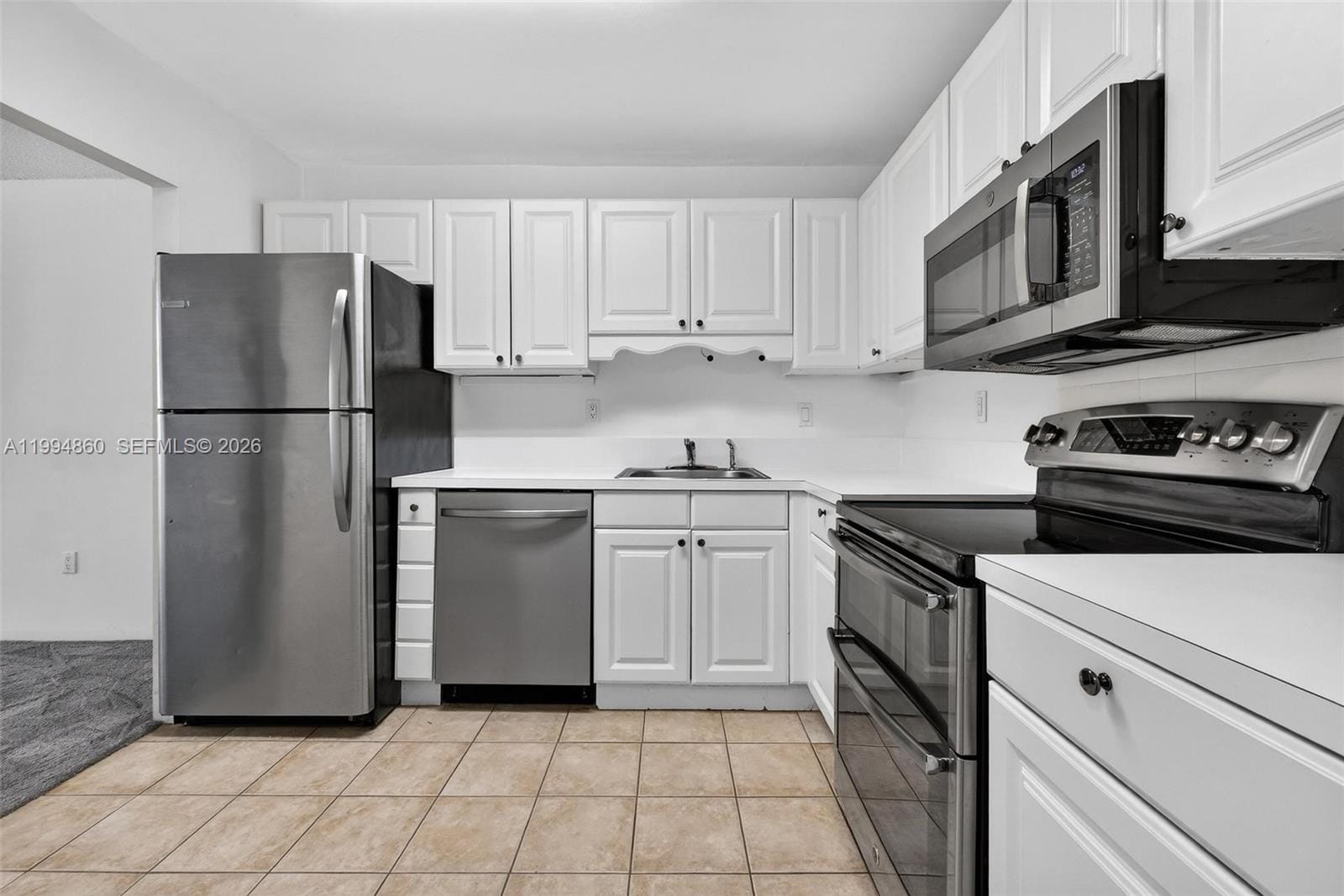1400 Saint Charles Place 222 — photo 3