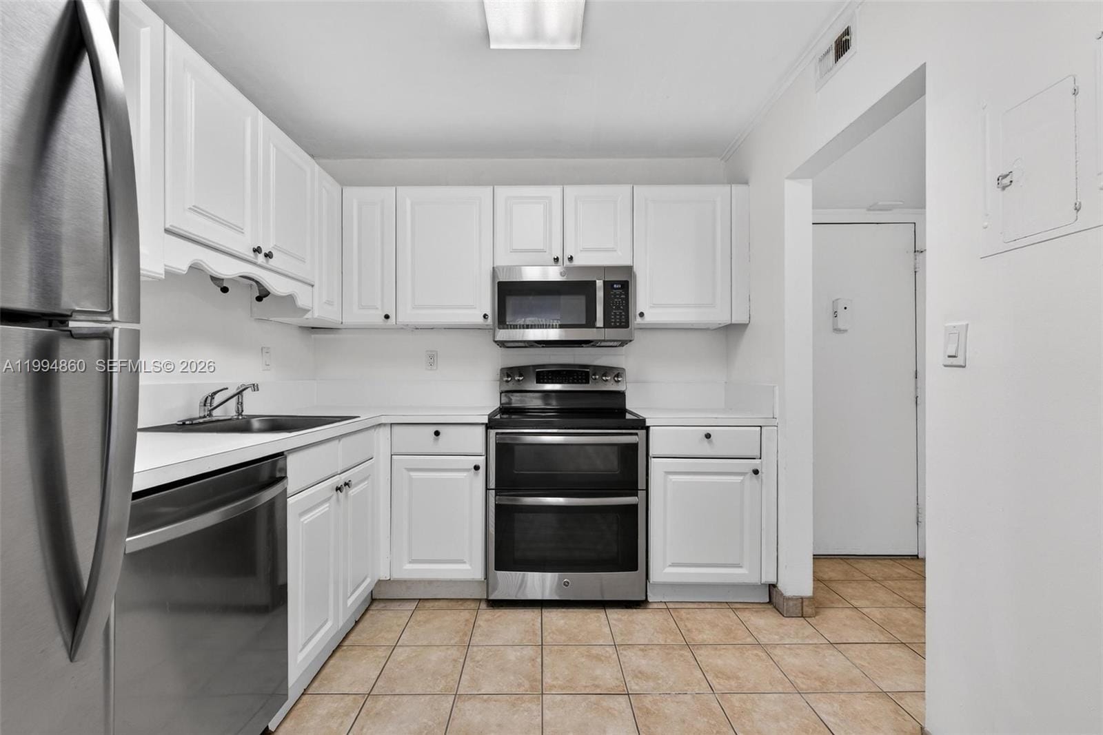 1400 Saint Charles Place 222 — photo 10