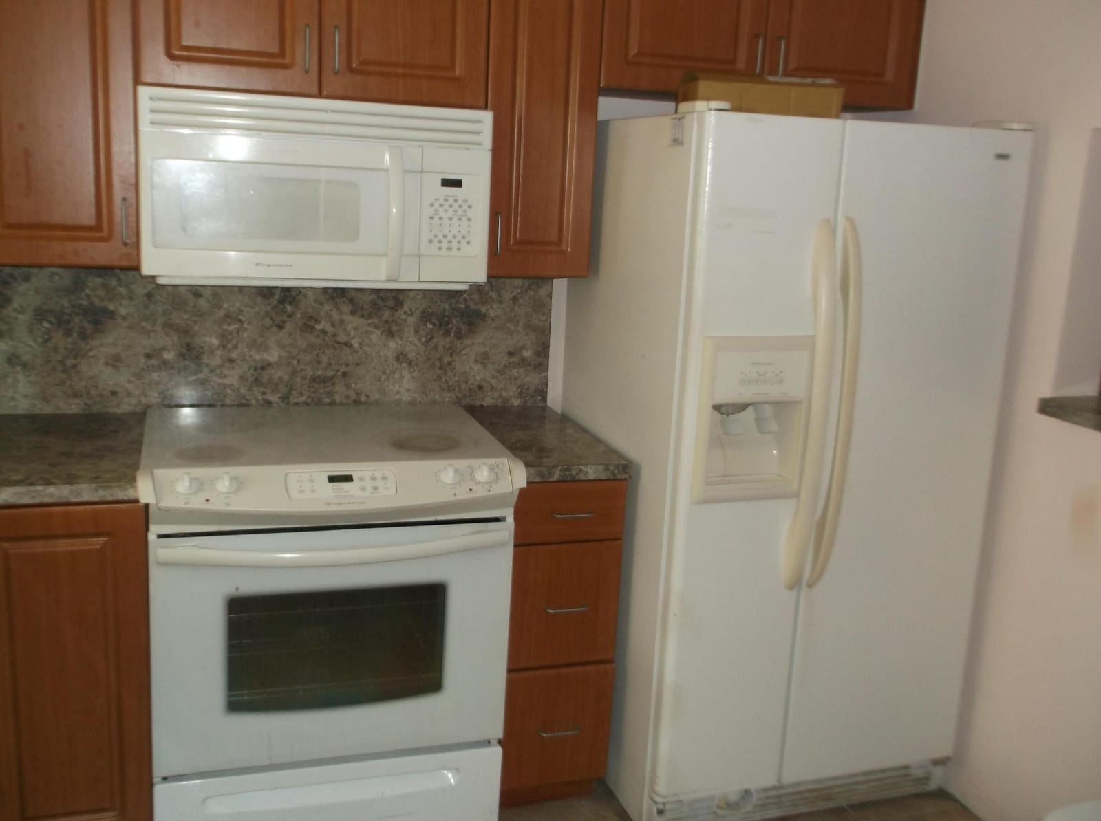 9401 Sunrise Lakes Boulevard 308, Sunrise, FL 33322 photo 15