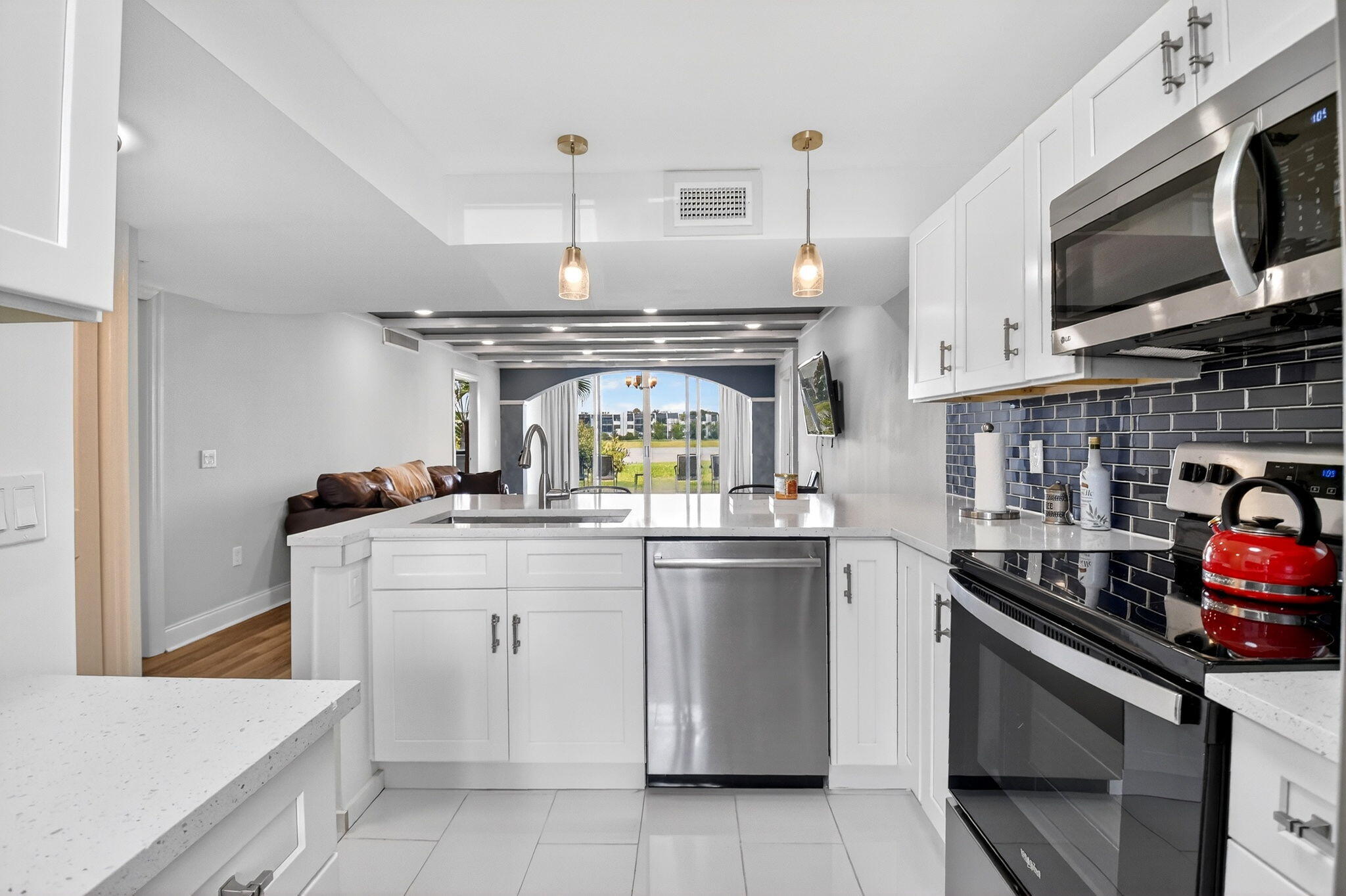 4832 Esedra Court 103 — photo 8