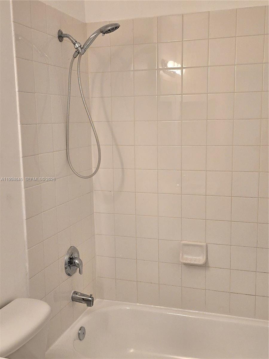 1575 NE 33rd Avenue 104-9, Homestead, FL 33033 photo 15