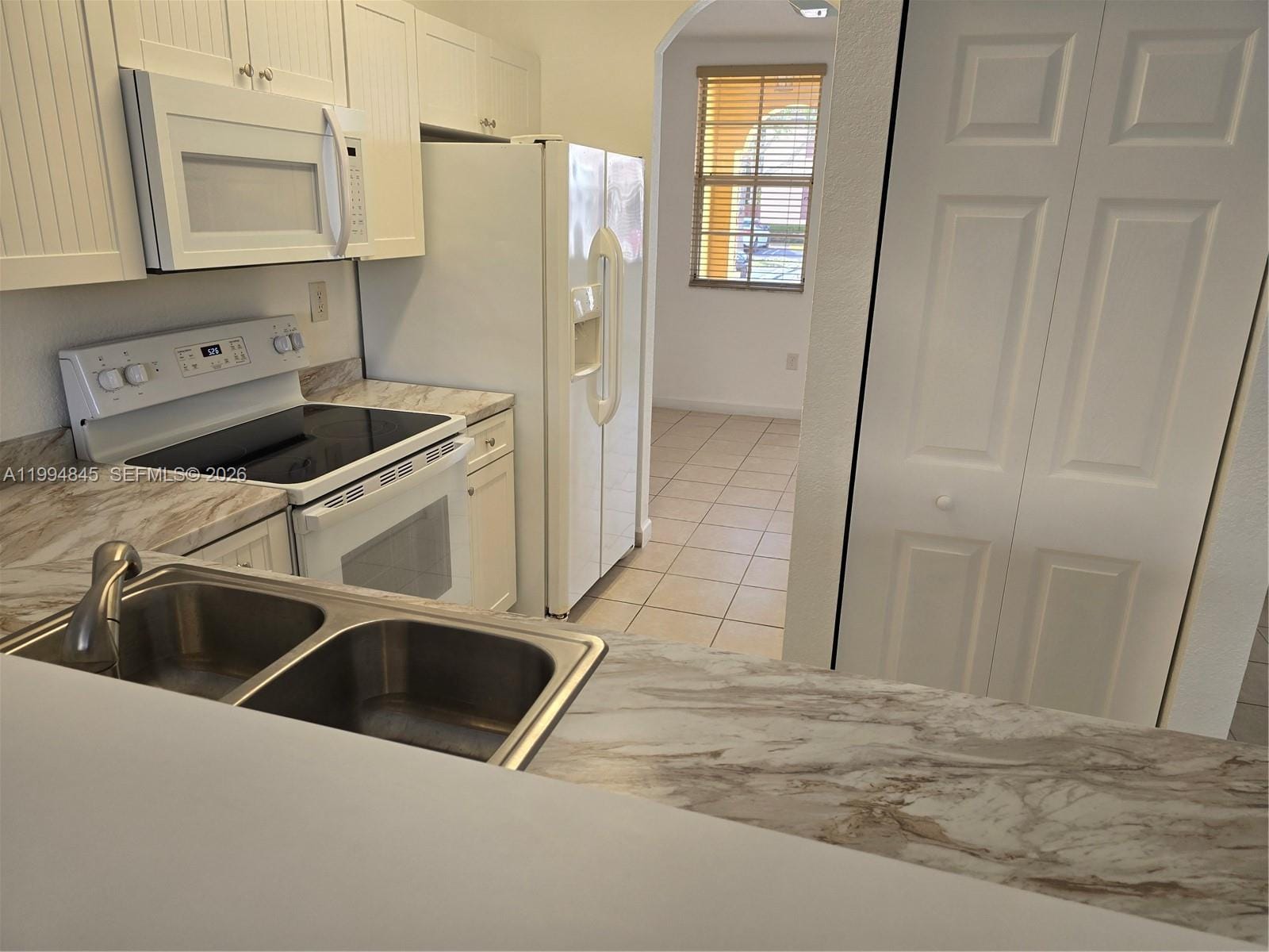 1575 NE 33rd Avenue 104-9, Homestead, FL 33033 photo 3