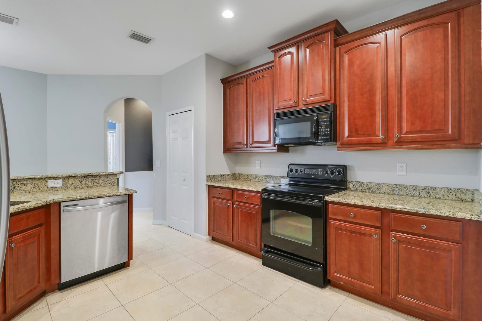825 SW Mccracken Avenue, Port St. Lucie, FL 34953 photo 14