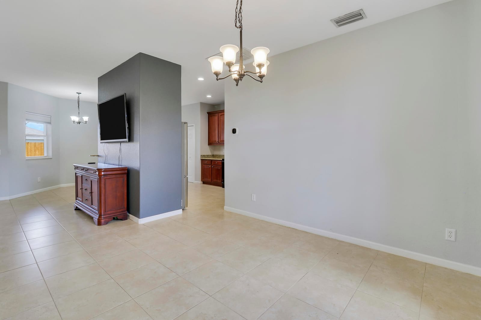 825 SW Mccracken Avenue — photo 7
