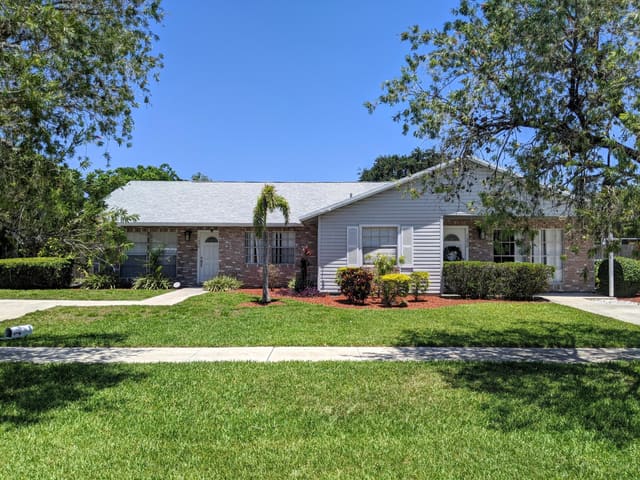 1350 Riverside Circle Units A And B, sold in South Shore 1 Of Wellington, Wellington, FL
