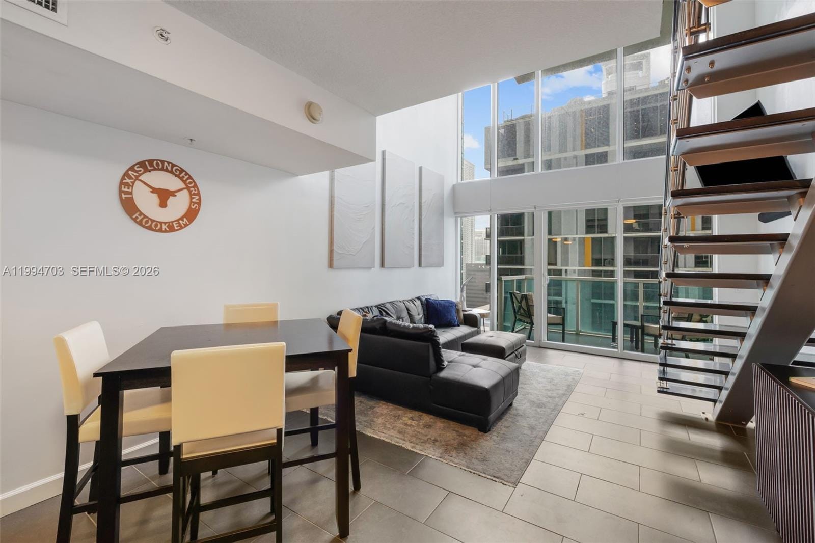 41 SE 5th Street 1306, Miami, FL 33131 photo 2