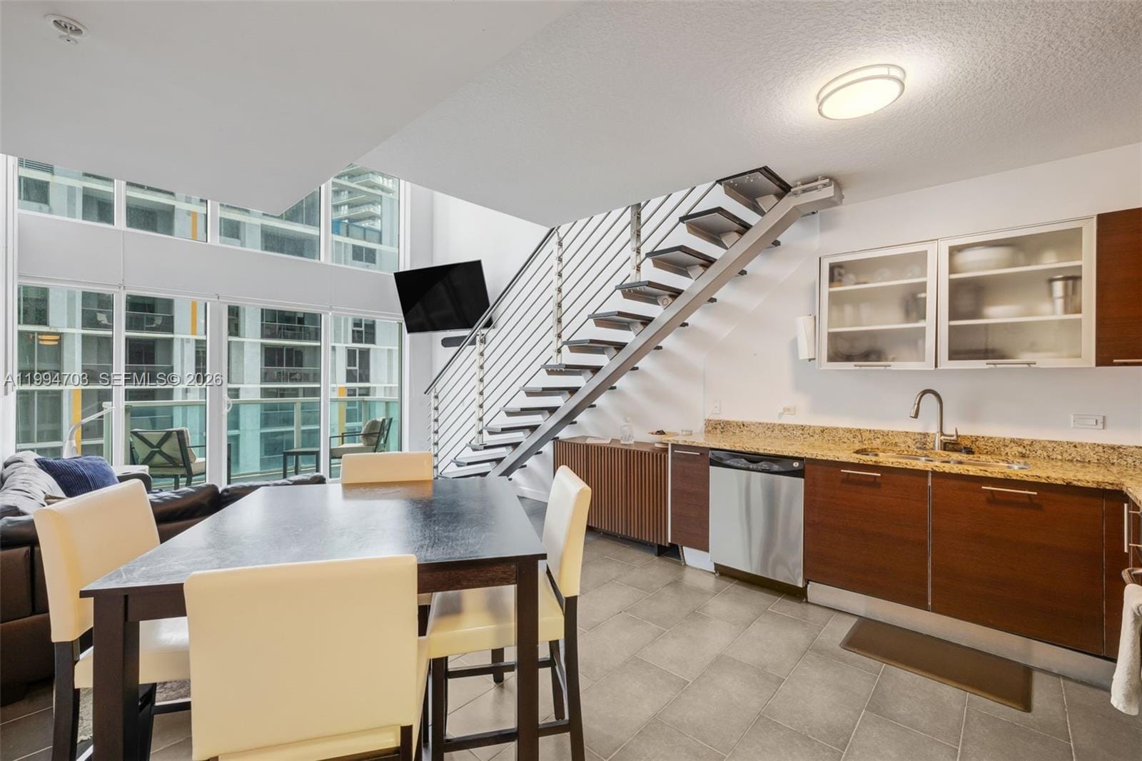 41 SE 5th Street 1306, Miami, FL 33131 photo 3