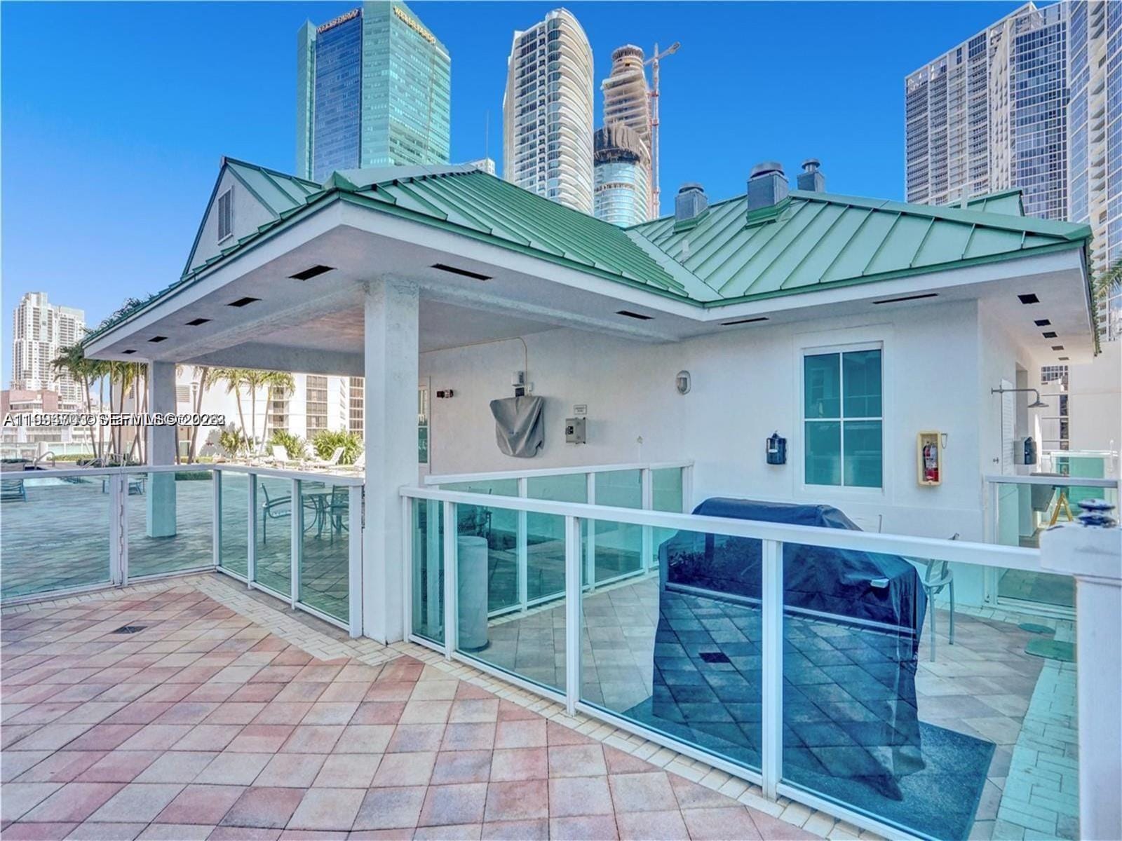 41 SE 5th Street 1306, Miami, FL 33131 photo 22