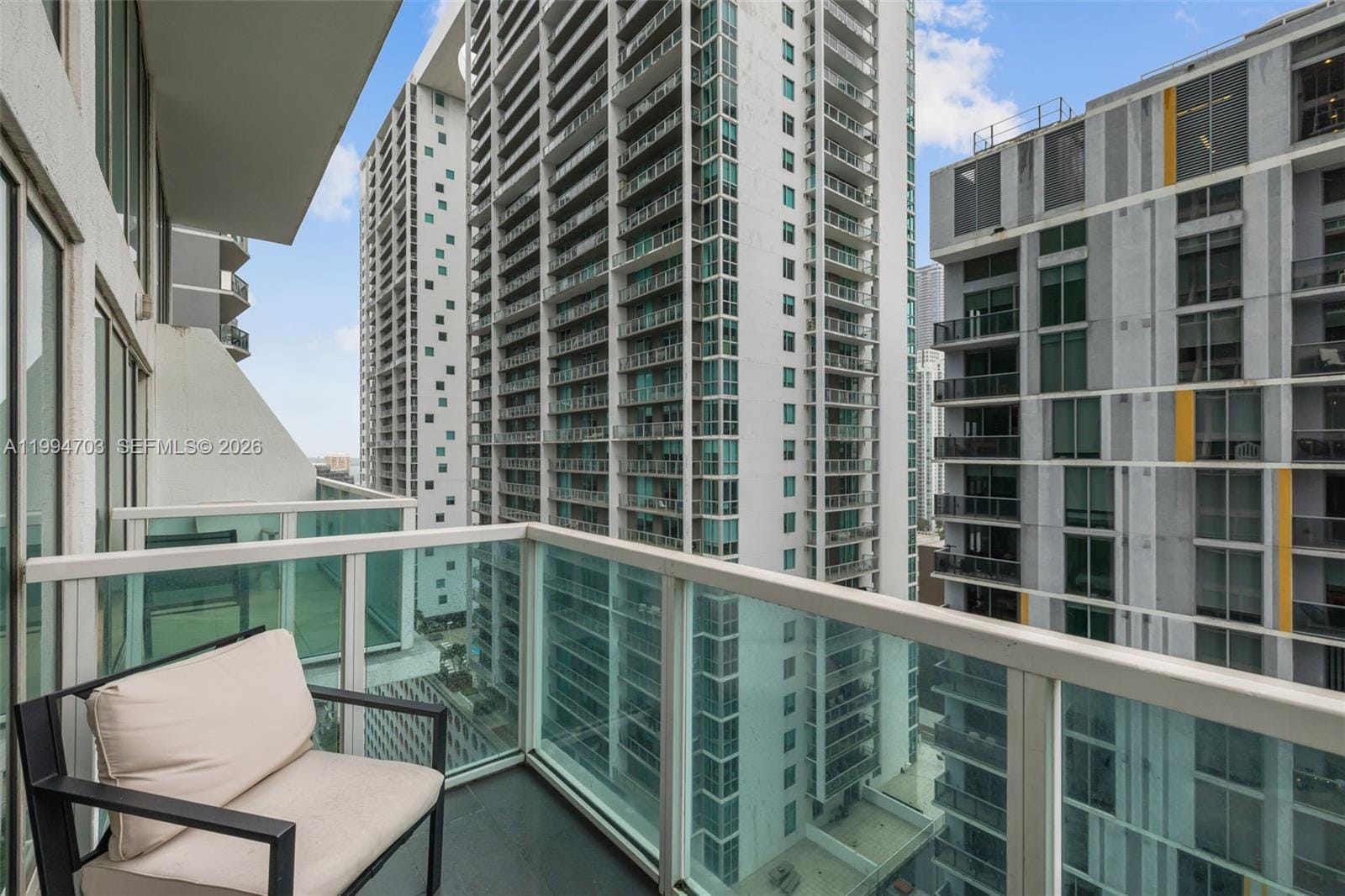 41 SE 5th Street 1306, Miami, FL 33131 photo 10