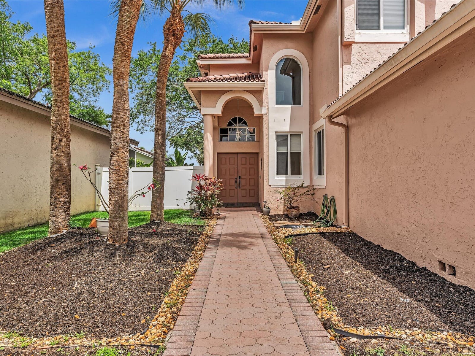 17923 SW 2nd Street, Pembroke Pines, FL 33029 photo 2