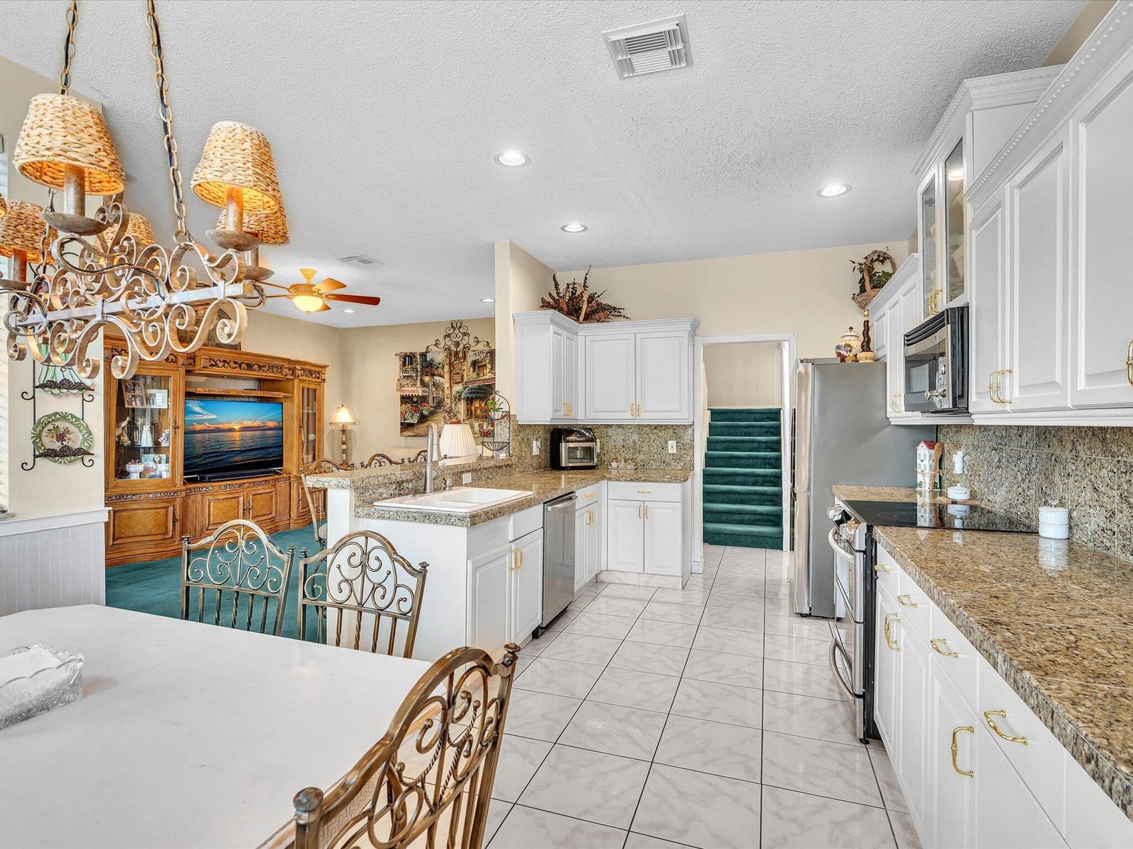17923 SW 2nd Street, Pembroke Pines, FL 33029 photo 12