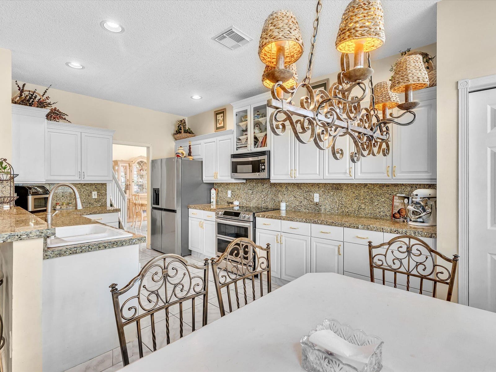 17923 SW 2nd Street, Pembroke Pines, FL 33029 photo 13