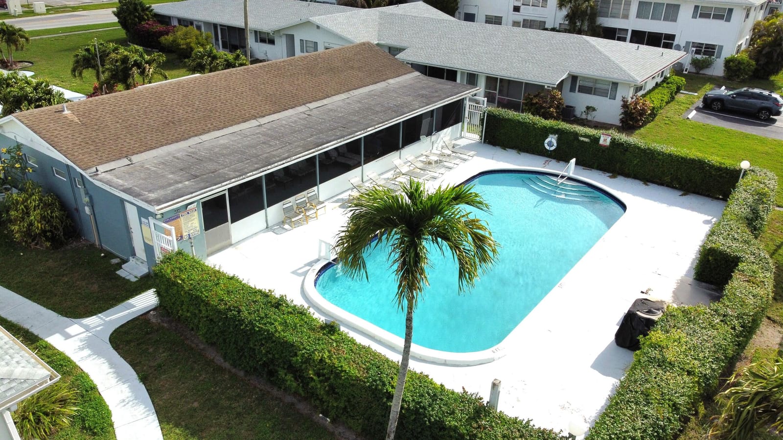 6560 Winfield Boulevard 102, Margate, FL 33063 photo 2