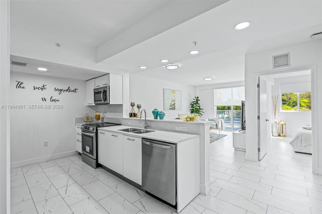 1850 Monroe Street 205, Hollywood, FL 33020