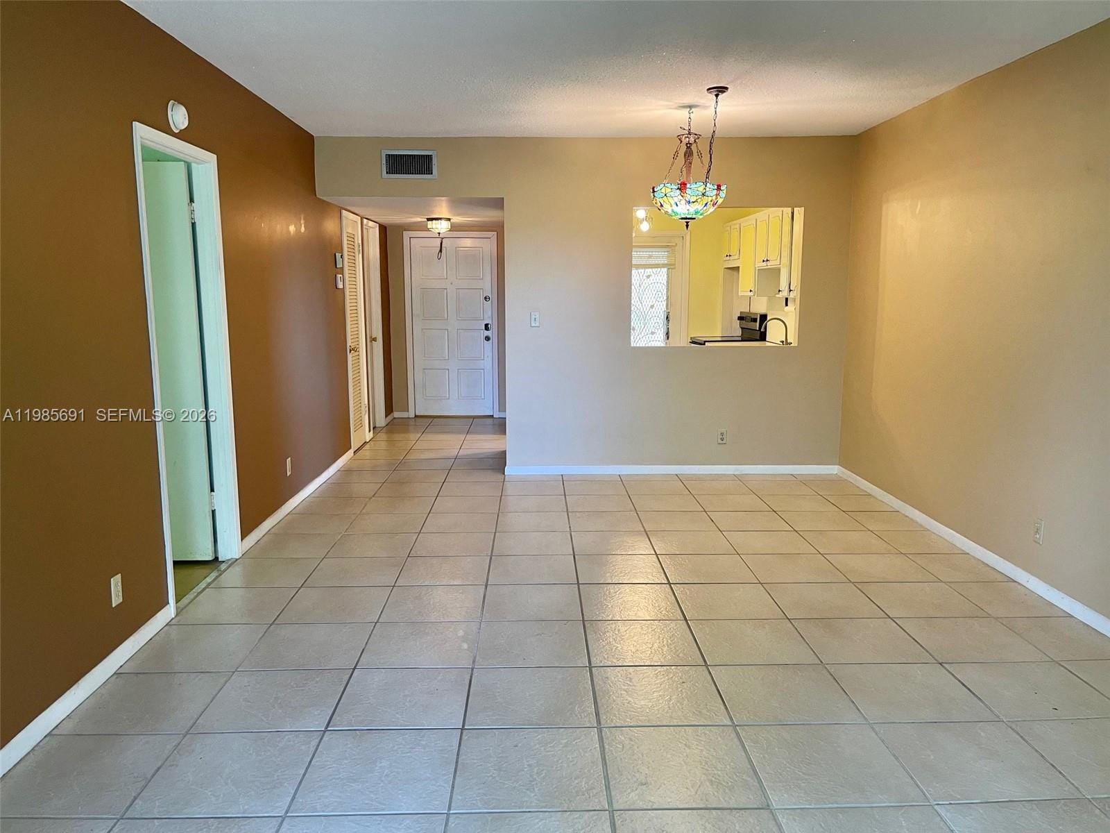 1000 Hillcrest Court 308 — photo 6