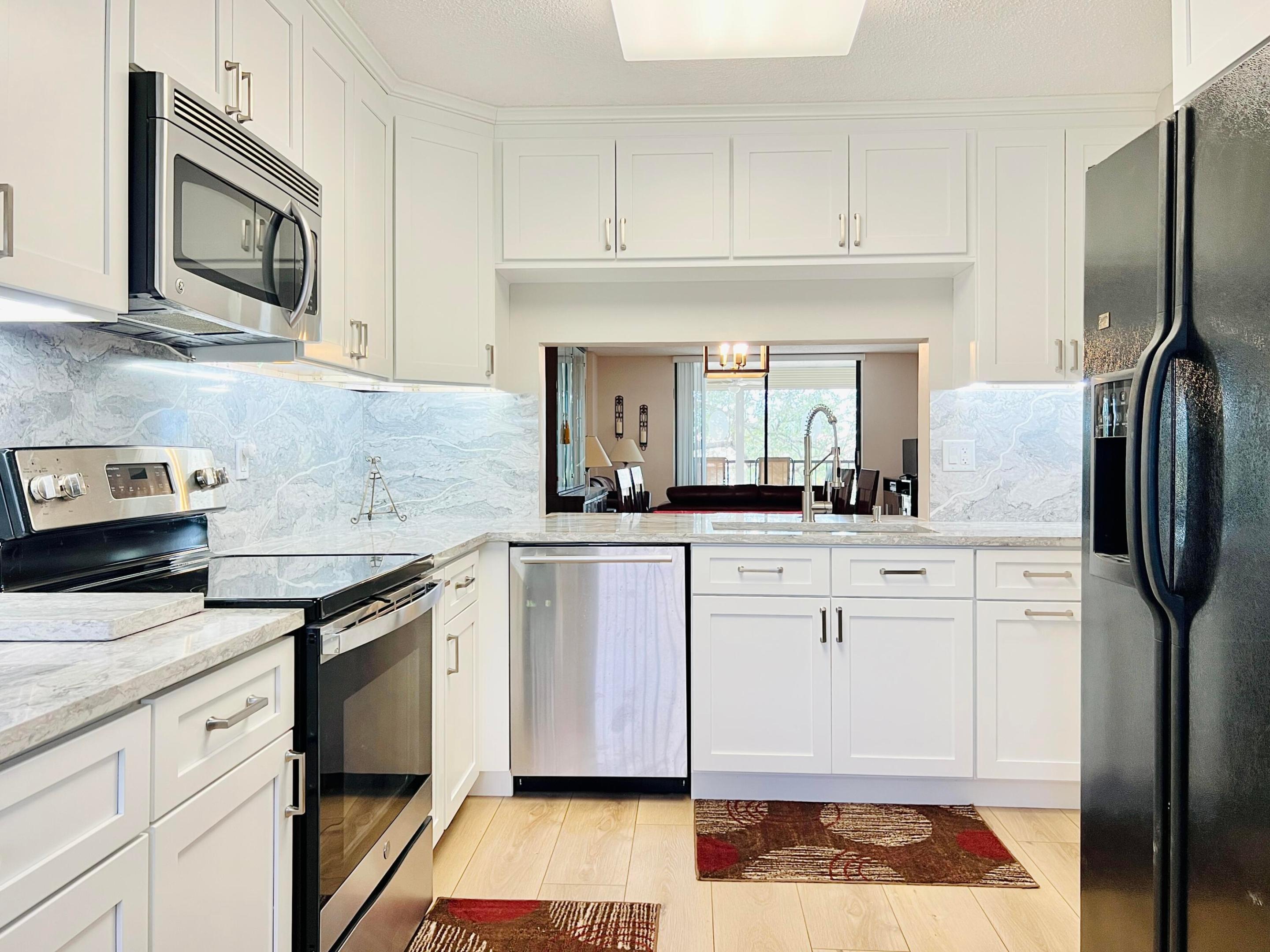 4725 E Lucerne Lakes Blvd Boulevard E 311, Lake Worth, FL 33467, Lake Worth