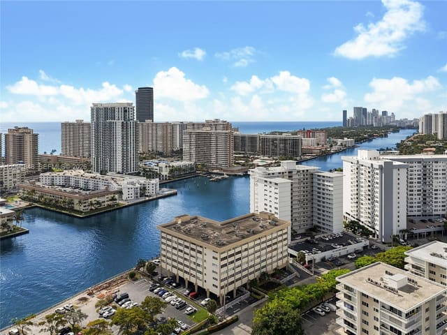 111 Golden Isles Drive G4, Hallandale Beach, FL 33009
