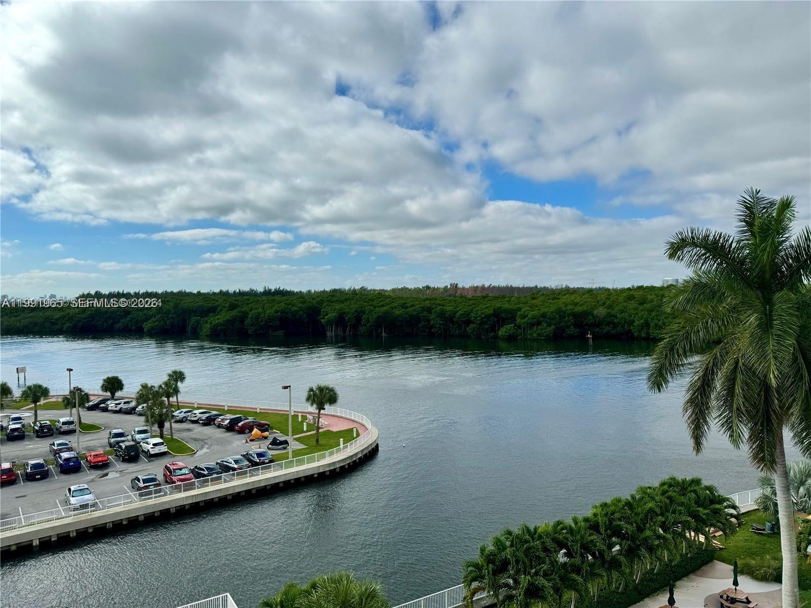 400 Kings Point Drive 609, Sunny Isles Beach, FL 33160, Sunny Isles Beach