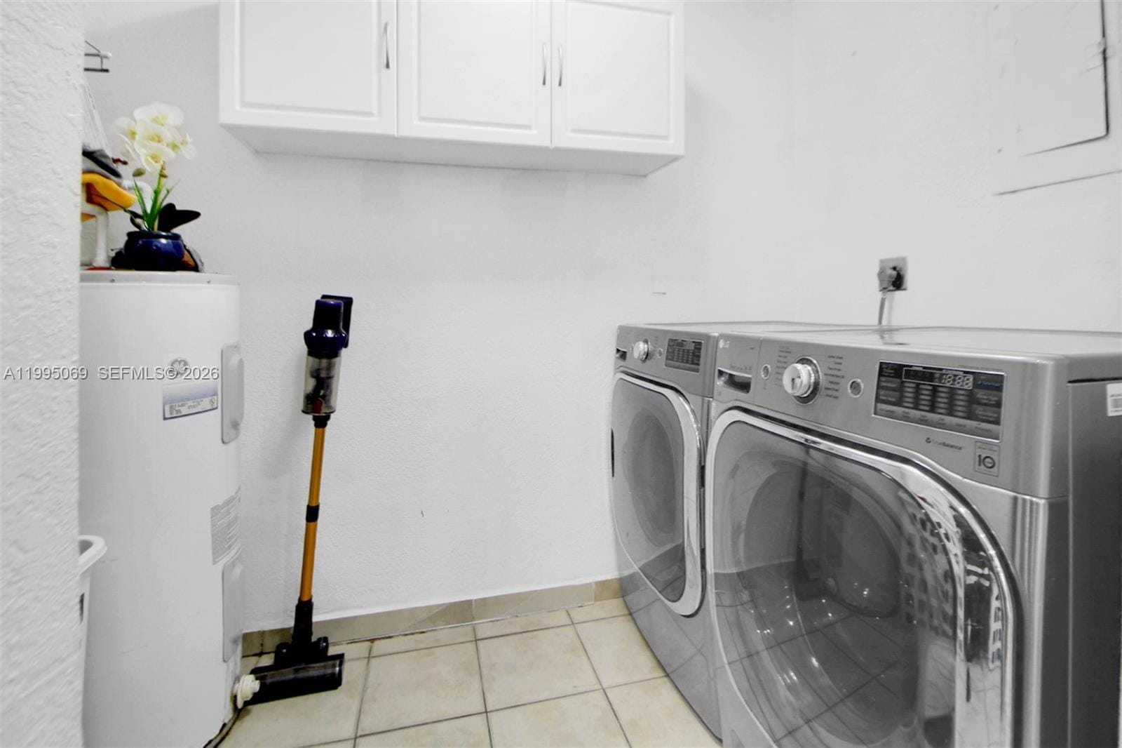 2330 W 6th Court, Hialeah, FL 33010 photo 11